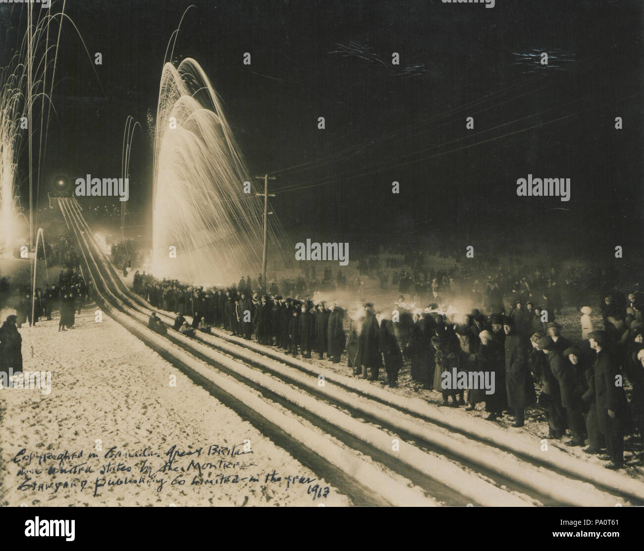 644 Fete de nuit su Mount Royal (HS85-10-26815) Foto Stock