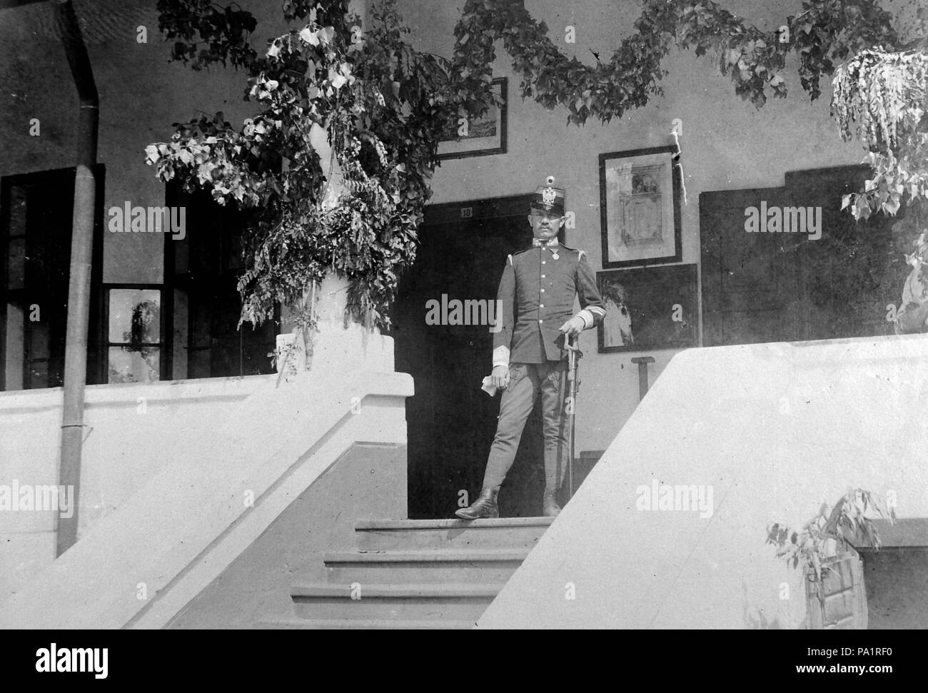 653 Prima Guerra Mondiale, uniforme, spada, portico, medaglia Fortepan 2873 Foto Stock