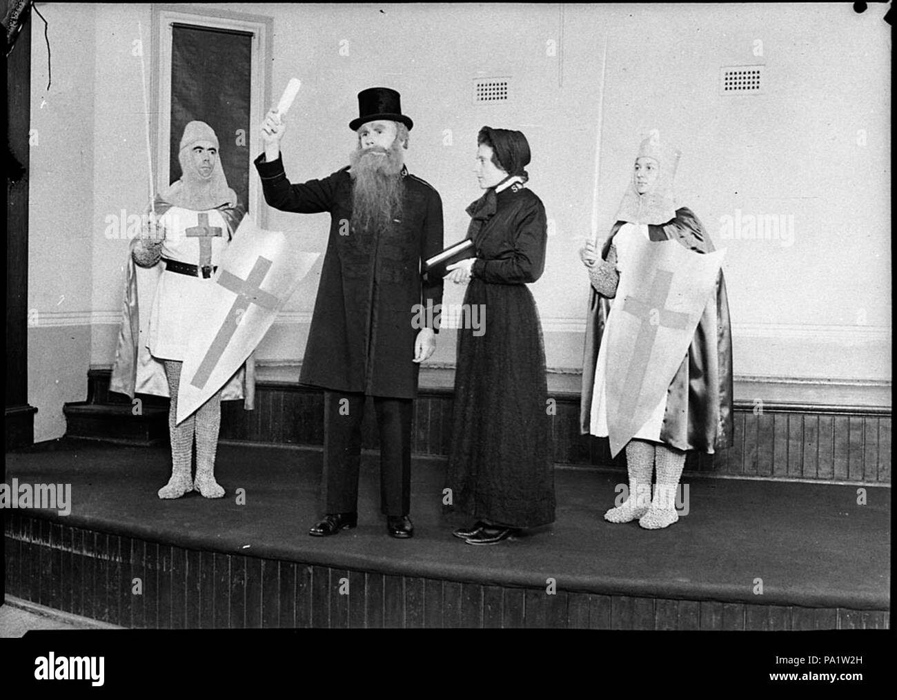 252 27833 SLNSW Esercito della Salvezza tableaux presso il College Foto Stock