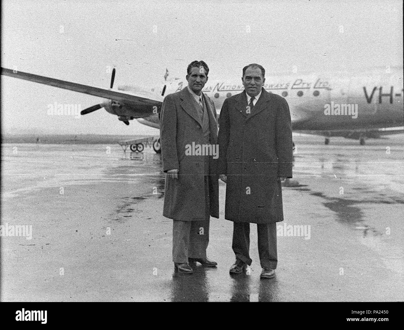 252 28041 SLNSW Arrivo di Dr Appelman evangelista americano su ANA DC4 VHANC Foto Stock