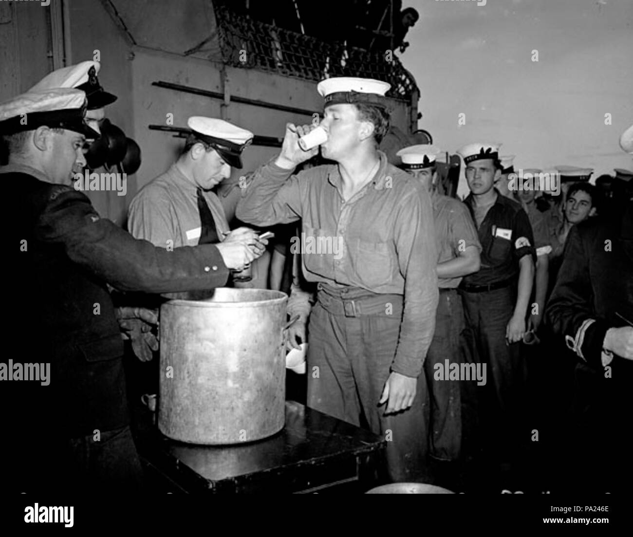 113 HMCS Prince Robert su V-j giorno Foto Stock