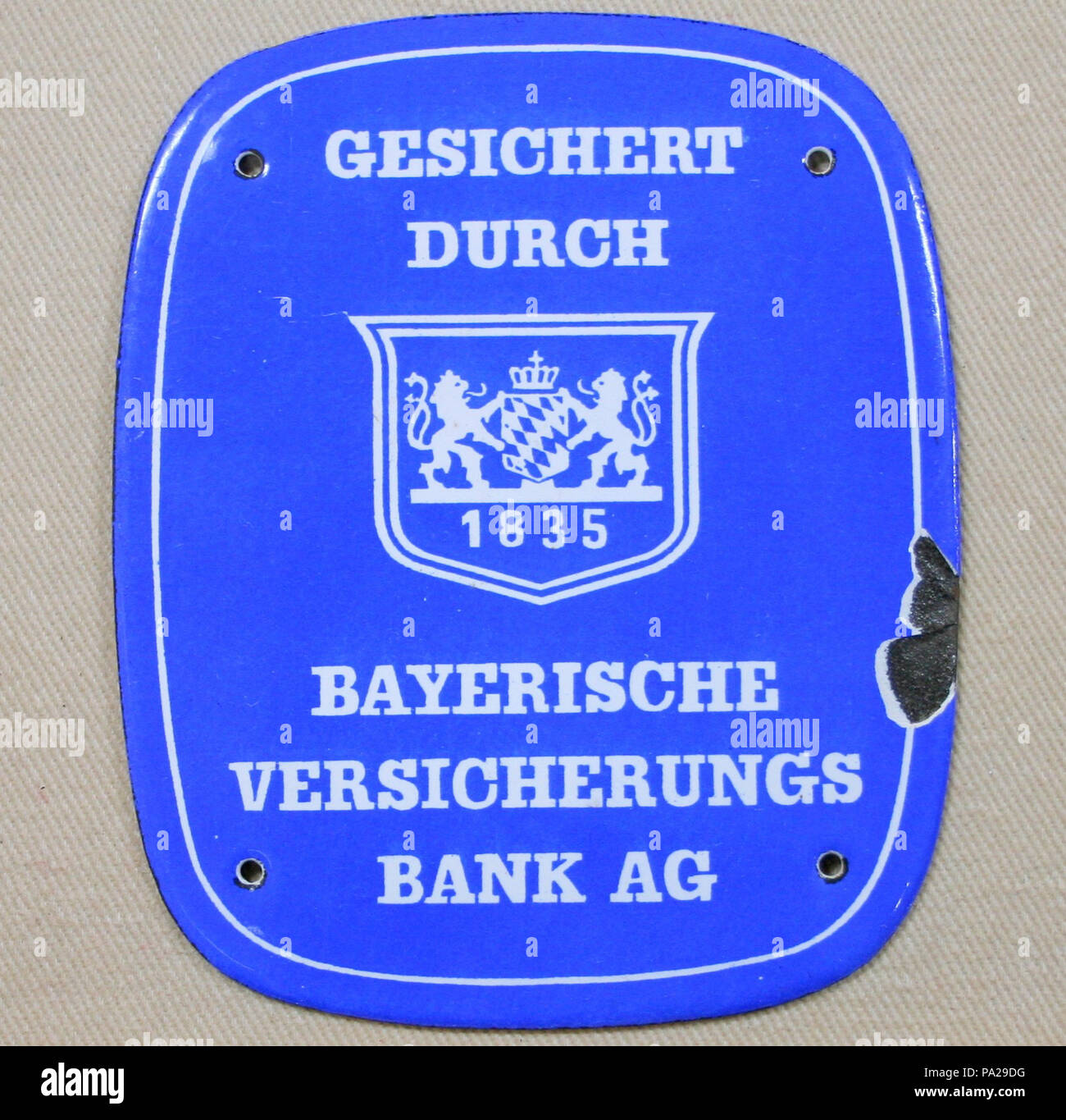 648 Fire Mark per Gesichert Durch in Germania Foto Stock