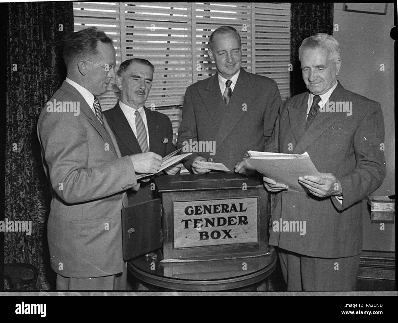 258 33307 SLNSW Offerte per centro culturale Foto Stock