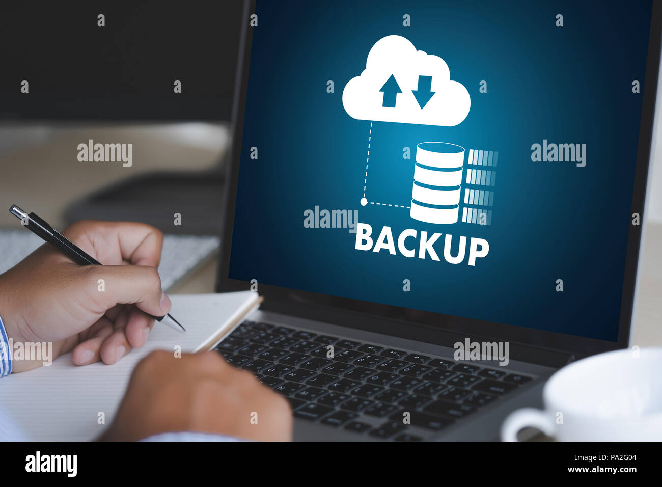 LIVE STREAMING Backup Download digitale di elaborazione un trasferimento dei dati , il download di streaming Foto Stock