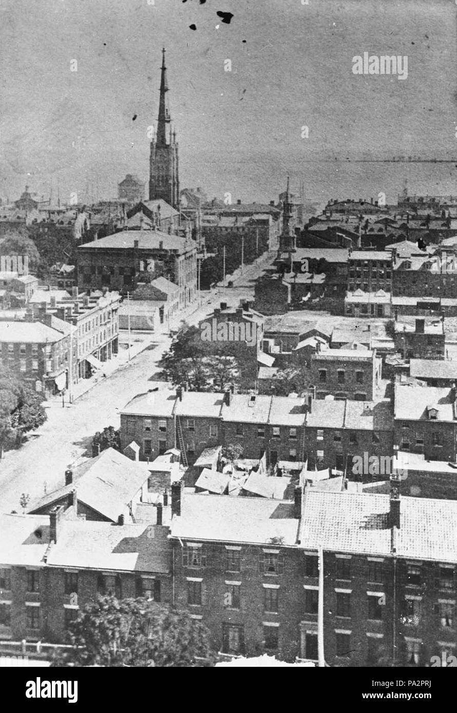 . Inglese: vista aerea guardando in direzione sud lungo la Chiesa Street, in direzione del Lago Ontario, Toronto, Canada. Alexander W. Galbraith 102 vista aerea di Toronto - guardando verso sud lungo la strada della Chiesa al lago Ontario Foto Stock