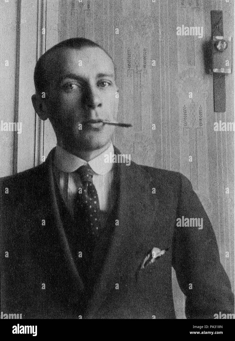 . Inglese: Mikhail Bulgakov nel 1910s, durante i suoi anni di università. prima del 1916 (data ha completato gli studi universitari) 257 Bulgakov1910s Foto Stock