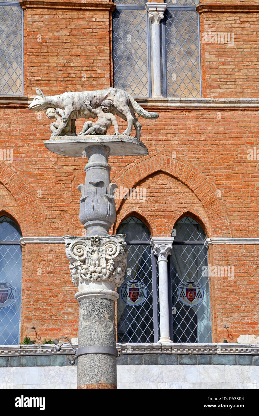 Cattedrale di Siena (Dettagli) è un borgo medievale Foto Stock