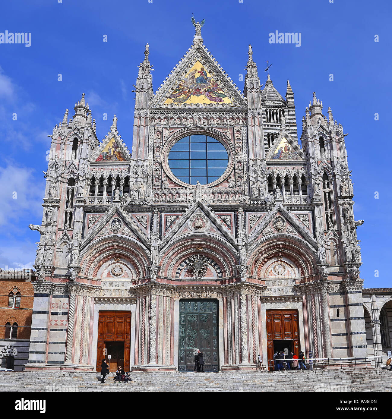 SIENA, Italia - 12 marzo 2016:Duomo di Siena è un medievale Foto Stock