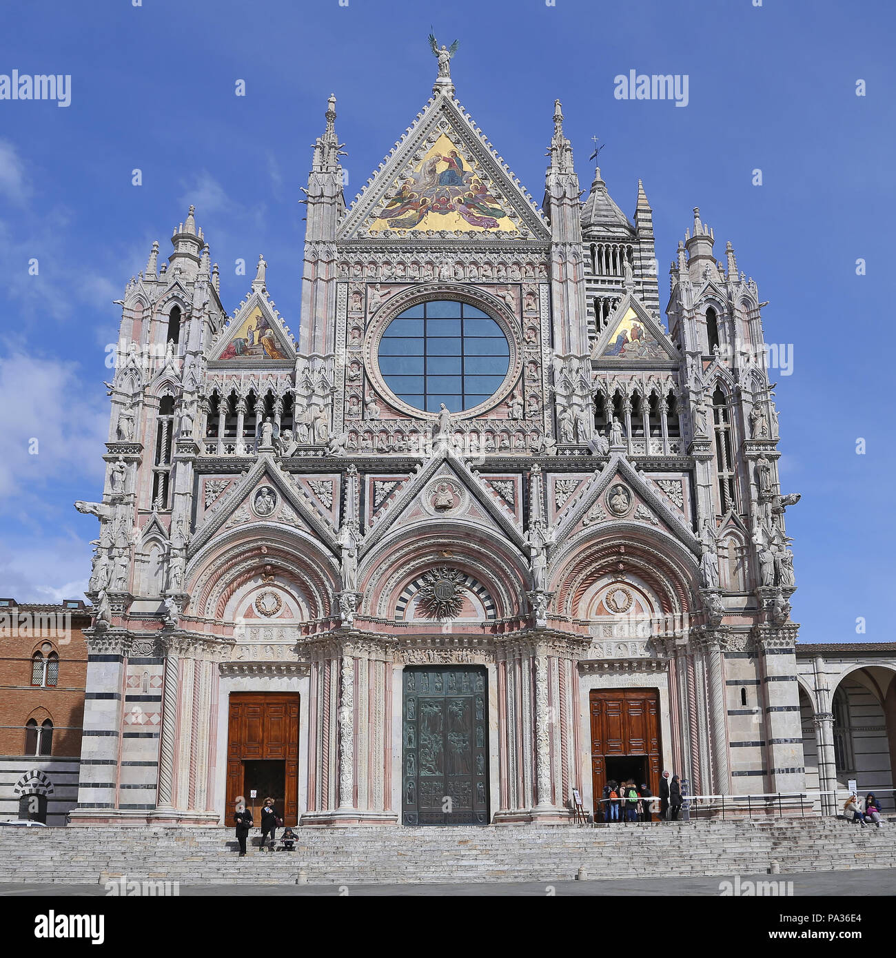 SIENA, Italia - 12 marzo 2016:Duomo di Siena è un medievale Foto Stock