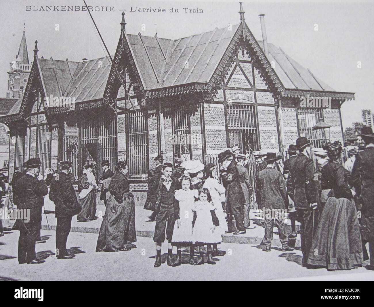 210 Blankenberge Aankomst trein 1910 Foto Stock