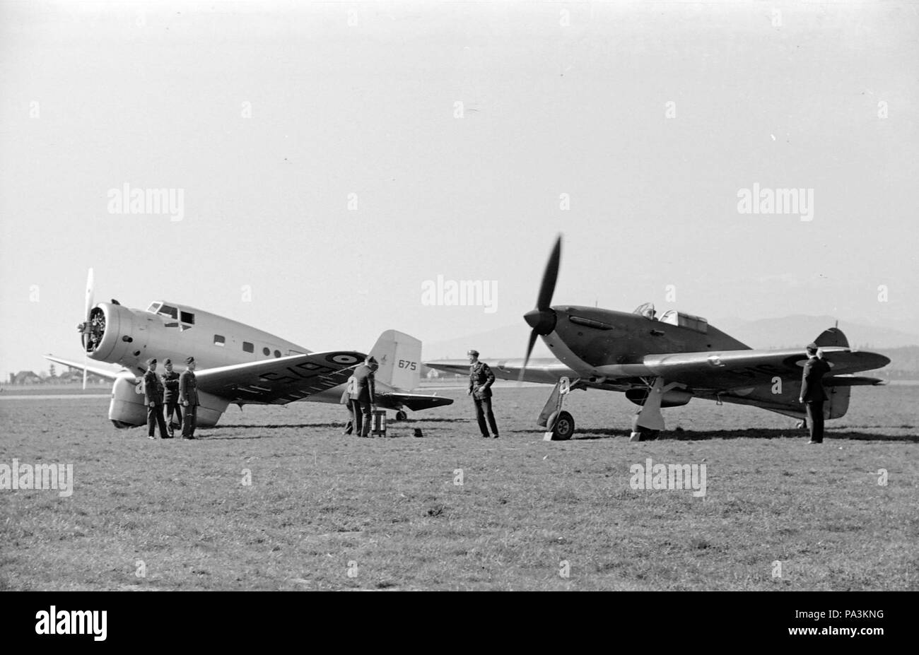 185 Northrop Delta Mk1 e uragano 1939 Foto Stock