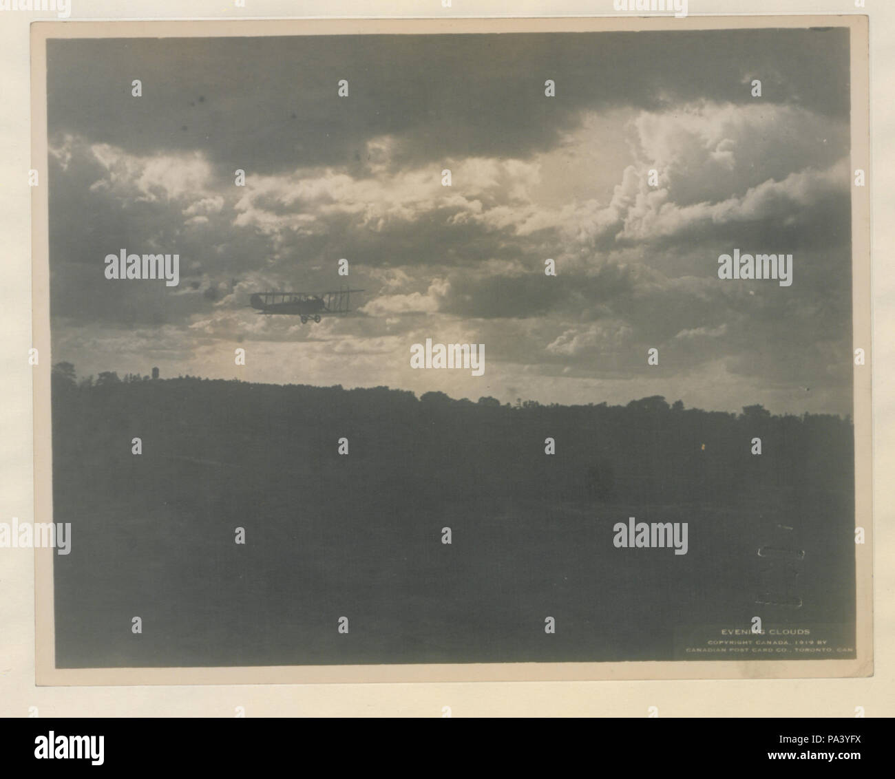 630 Sera nuvole (HS85-10-35236) originale Foto Stock