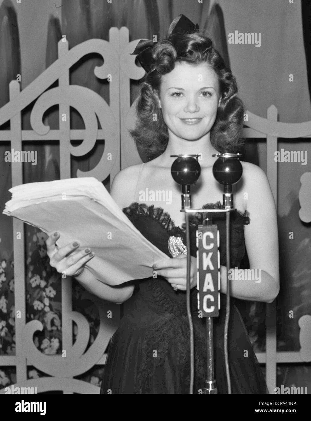 234 Simone Simon 1942 Montréal Foto Stock