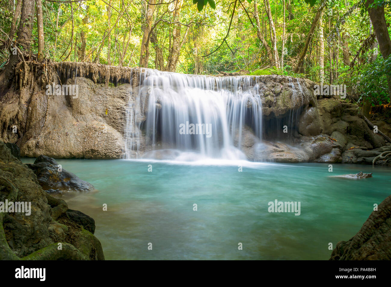 Huay Mae Kamin cascata , Kanchanaburi Thailandia Foto Stock