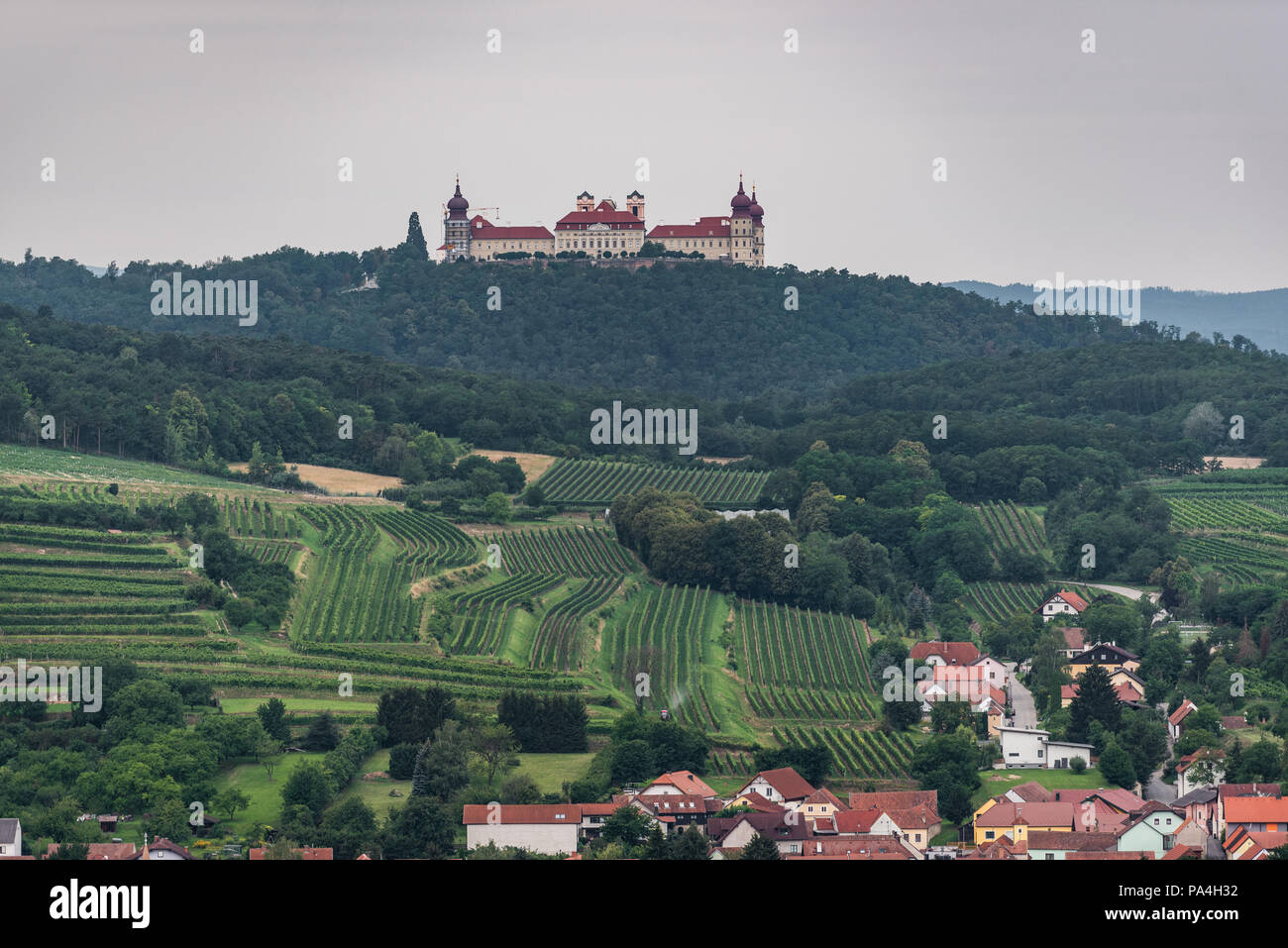 La viticoltura e l'Abbazia di Göttweig in Furth-Palt, Kremstal, Austria Inferiore, Austria Foto Stock