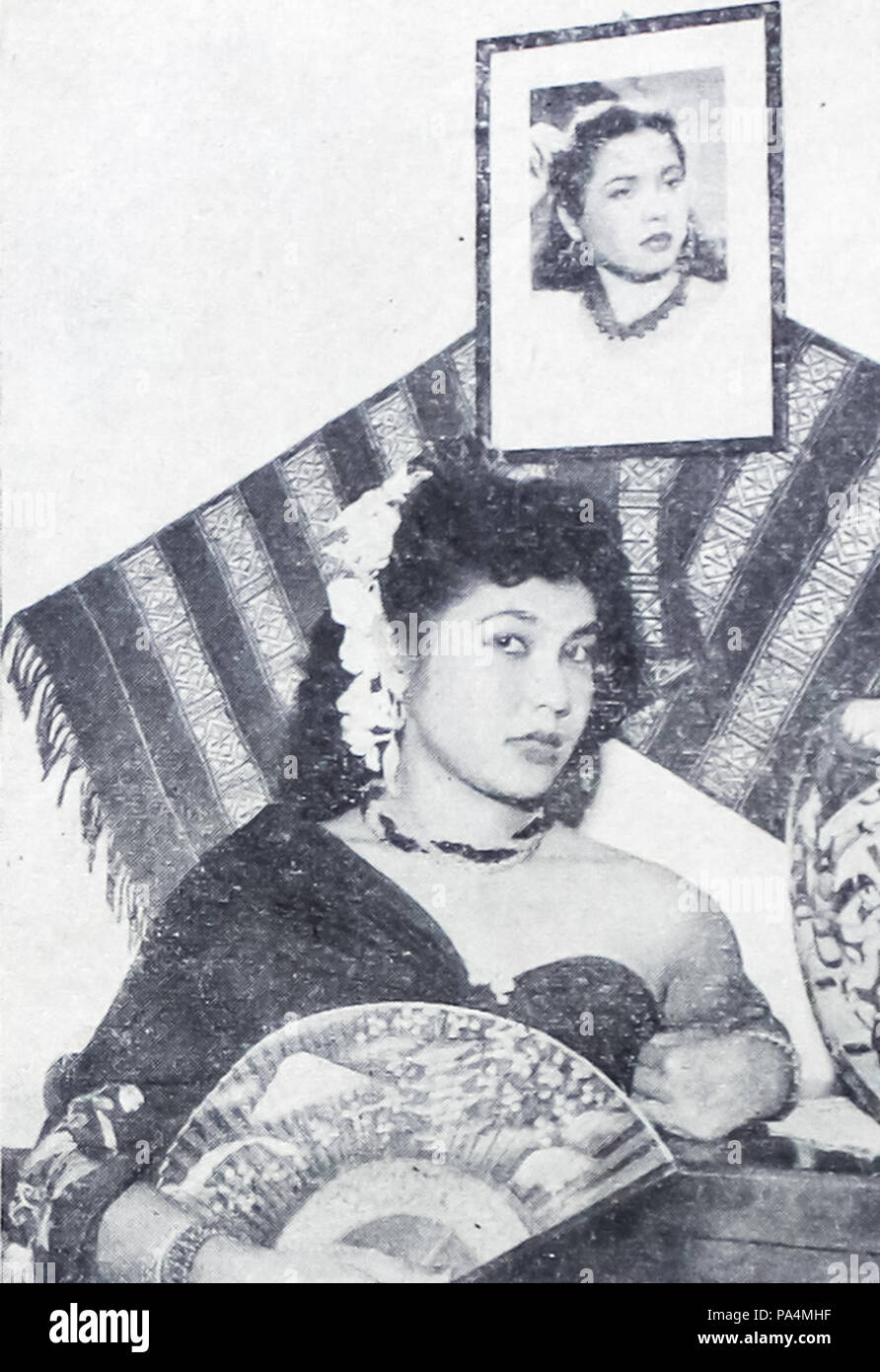 62 Dhalia 1 pellicola varia Jan 1956 p7 Foto Stock