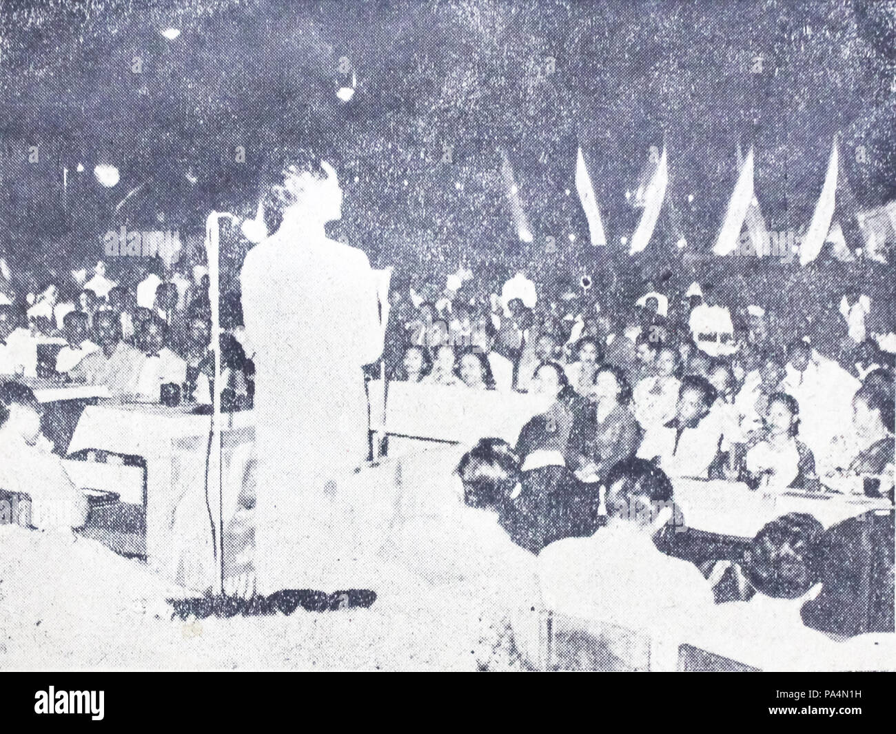 53 Cerimonia di chiusura del primo IFF Film Dunia 15 maggio 1955 p9 Foto Stock