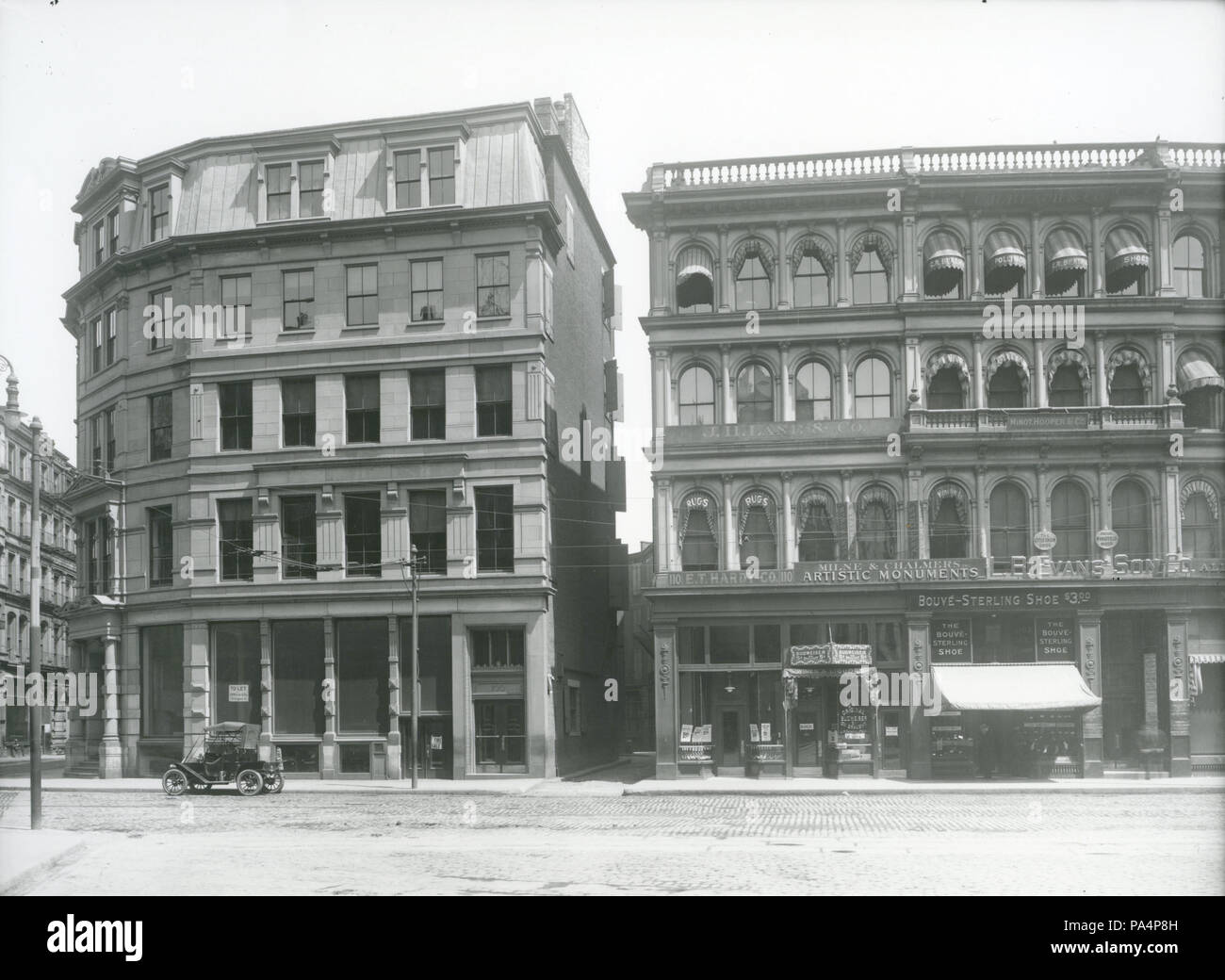 11 -92--110 Estate Street (13083214915) Foto Stock