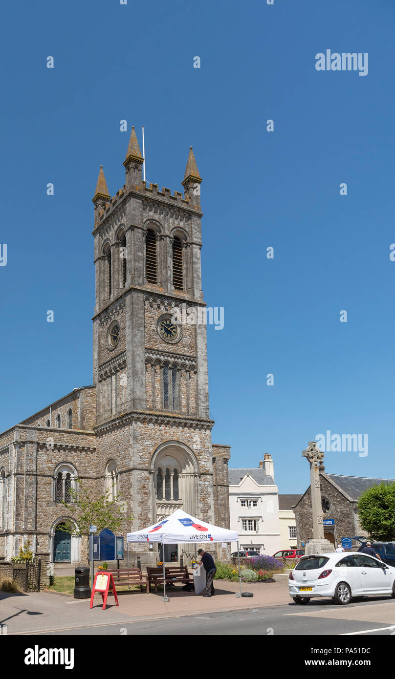 High Street a Honiton, Devon, Inghilterra, Regno Unito, Foto Stock