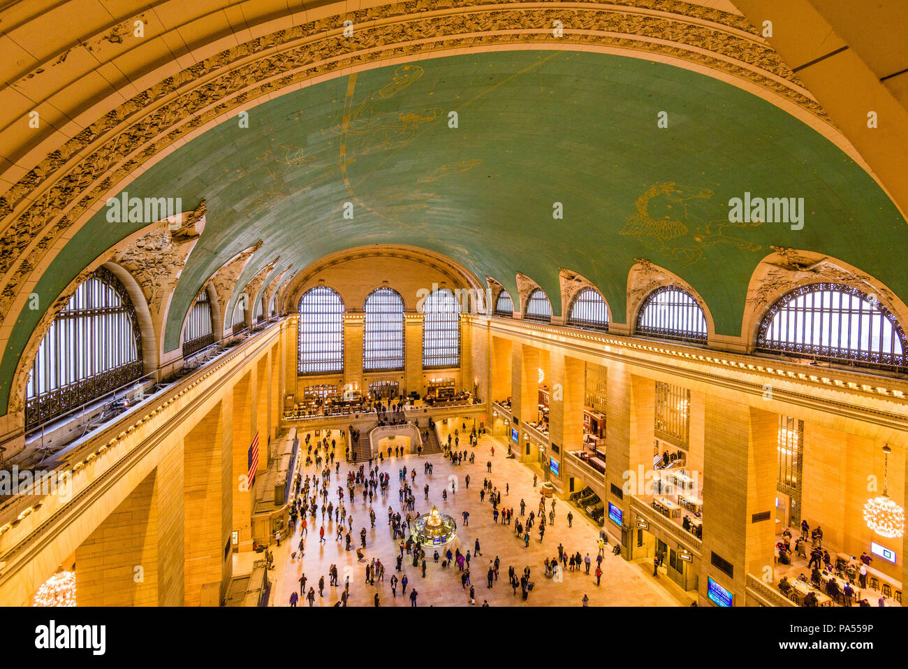NEW YORK NEW YORK - 20 ottobre 2016: l'interno di Grand Central Terminal dal di sopra. Foto Stock