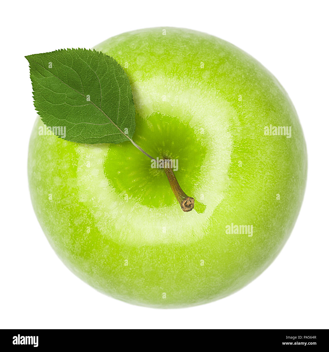 Verde mela succosa isolati su sfondo bianco, tracciato di ritaglio Foto Stock