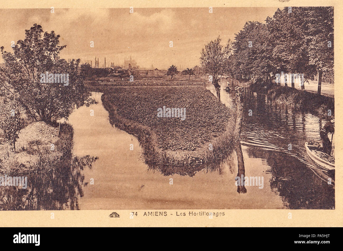 . Français : Carte postale ancienne éditée par CAP, n°74 : AMIENS - Les Hortillonnages . 1920s 277 tappo 74 - Amiens - Les Hortillonages Foto Stock