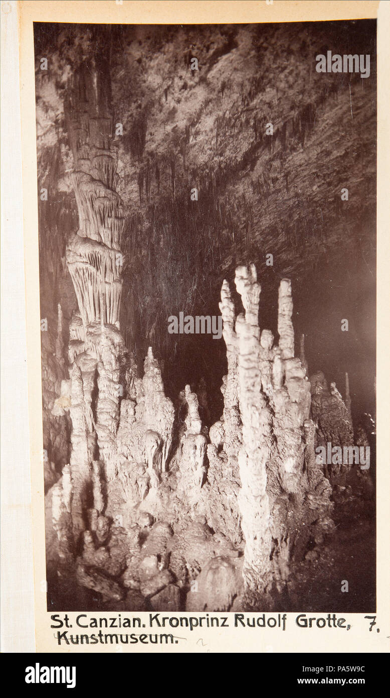 Inv.nr: LXVI:K.M.07. 90 fotografi från Kronprins Rudolfs grotta ho Sankt Kanzian, Österrike - Hallwylska museet - 102981 Foto Stock