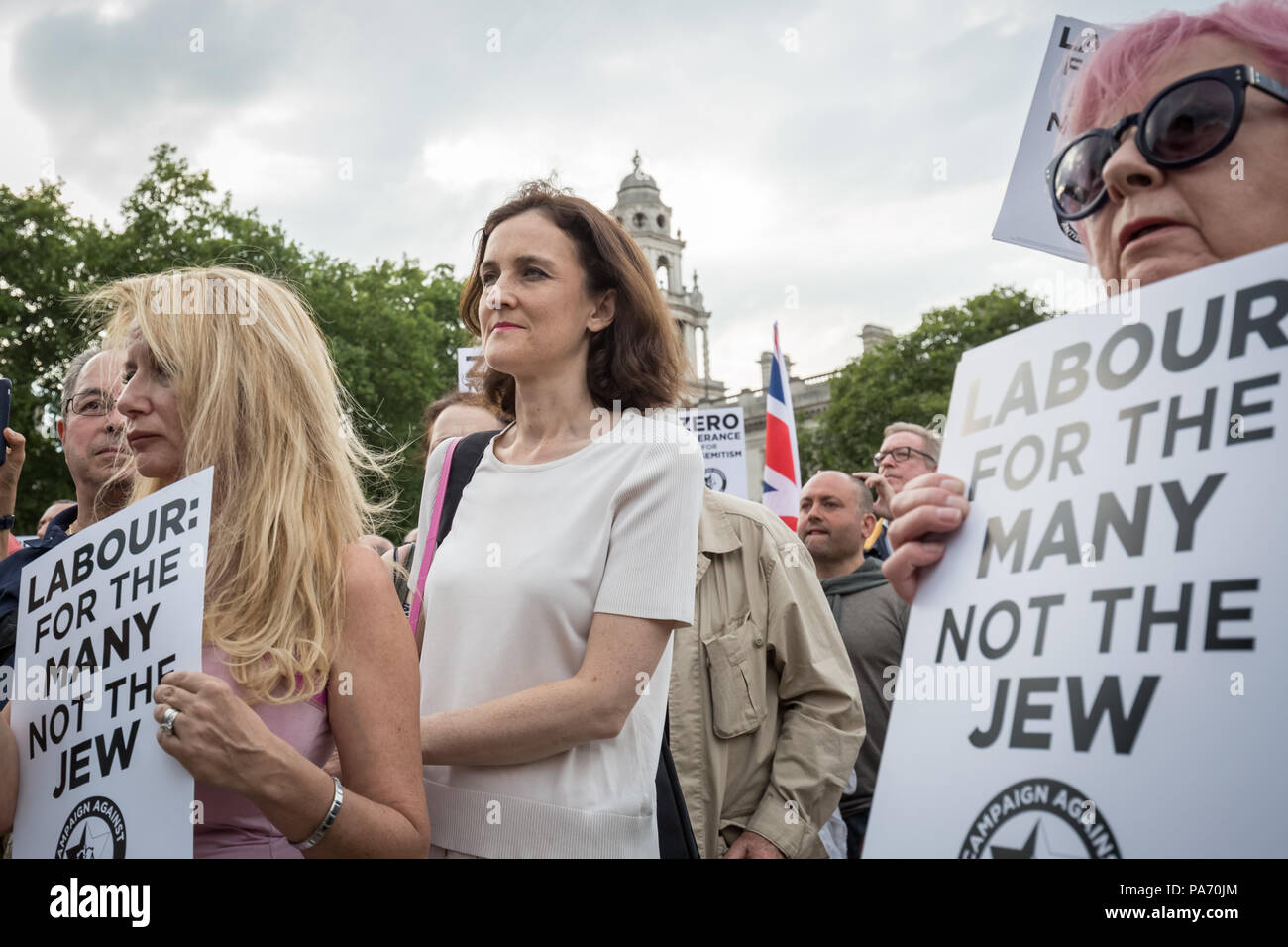 Londra, Regno Unito. Il 19 luglio 2018. La dimostrazione in piazza del Parlamento contro le presunte questioni del partito laburista di antisemitismo da parte dei membri della comunità ebraica organizzata dalla campagna contro l' antisemitismo (CAA). Credito: Guy Corbishley/Alamy Live News Foto Stock