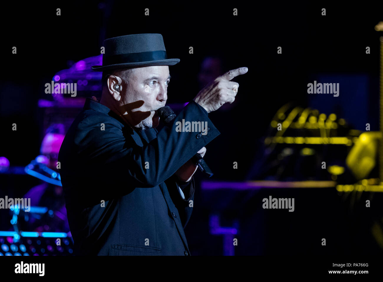 Cartagena, Spagna. Il 20 luglio, 2018. Cantante Panaman, Ruben Blades, durante la sua performance a La Mar de Musicas Festival. © ABEL F. ROS/Alamy Live News Foto Stock