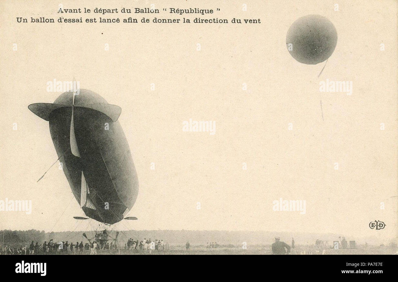 169 Avant Le partono Du Ballon Republique Foto Stock