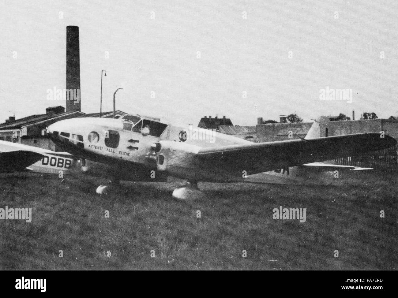 45 Caproni Ca.309 Ghibli, (foto C.R.) scheda aerei da guerra Foto Stock