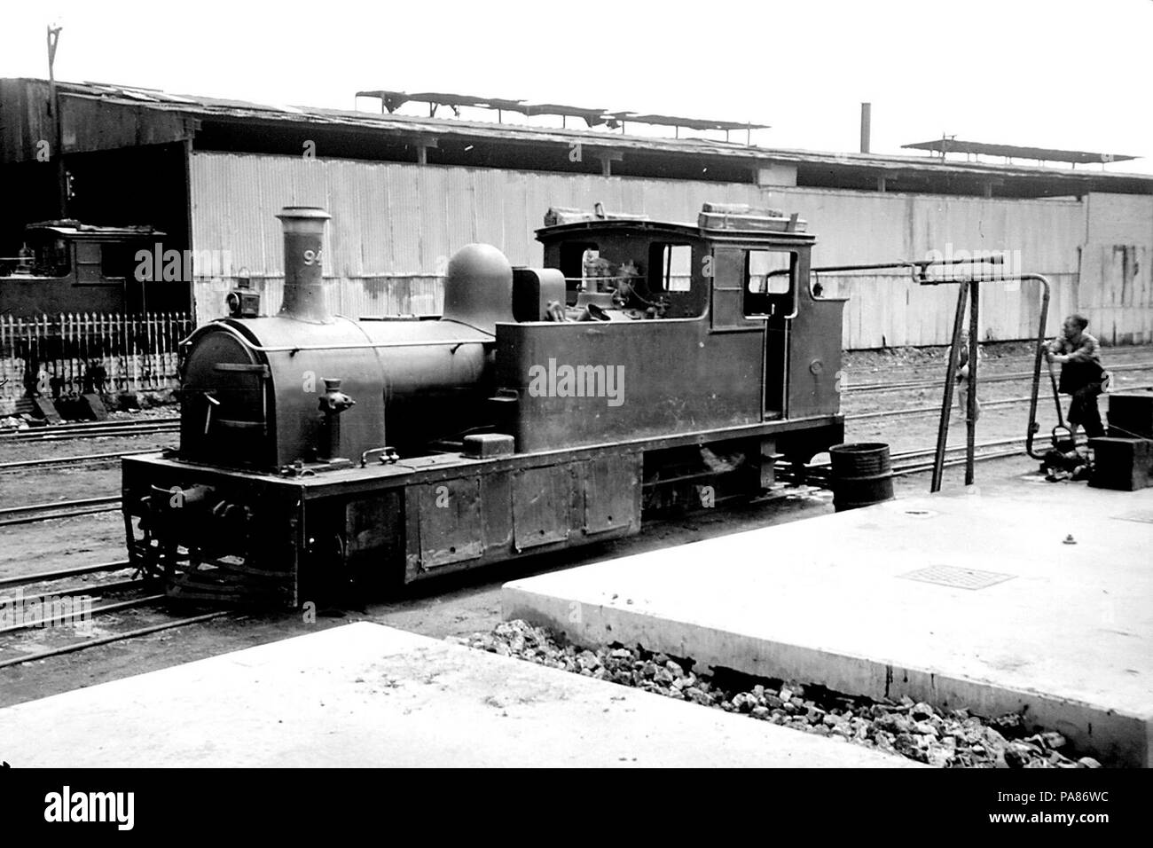 73 Delta egiziano Light Railways - Bagnall 0-6-4T n. 94 tiene acqua a Tanta Foto Stock