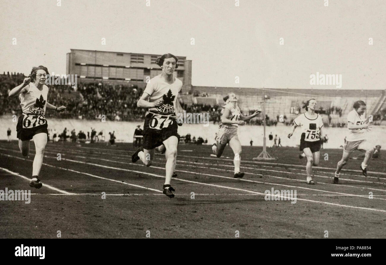 77 Ethel Smith Fanny Rosenfeld 1928 Olimpiadi Foto Stock