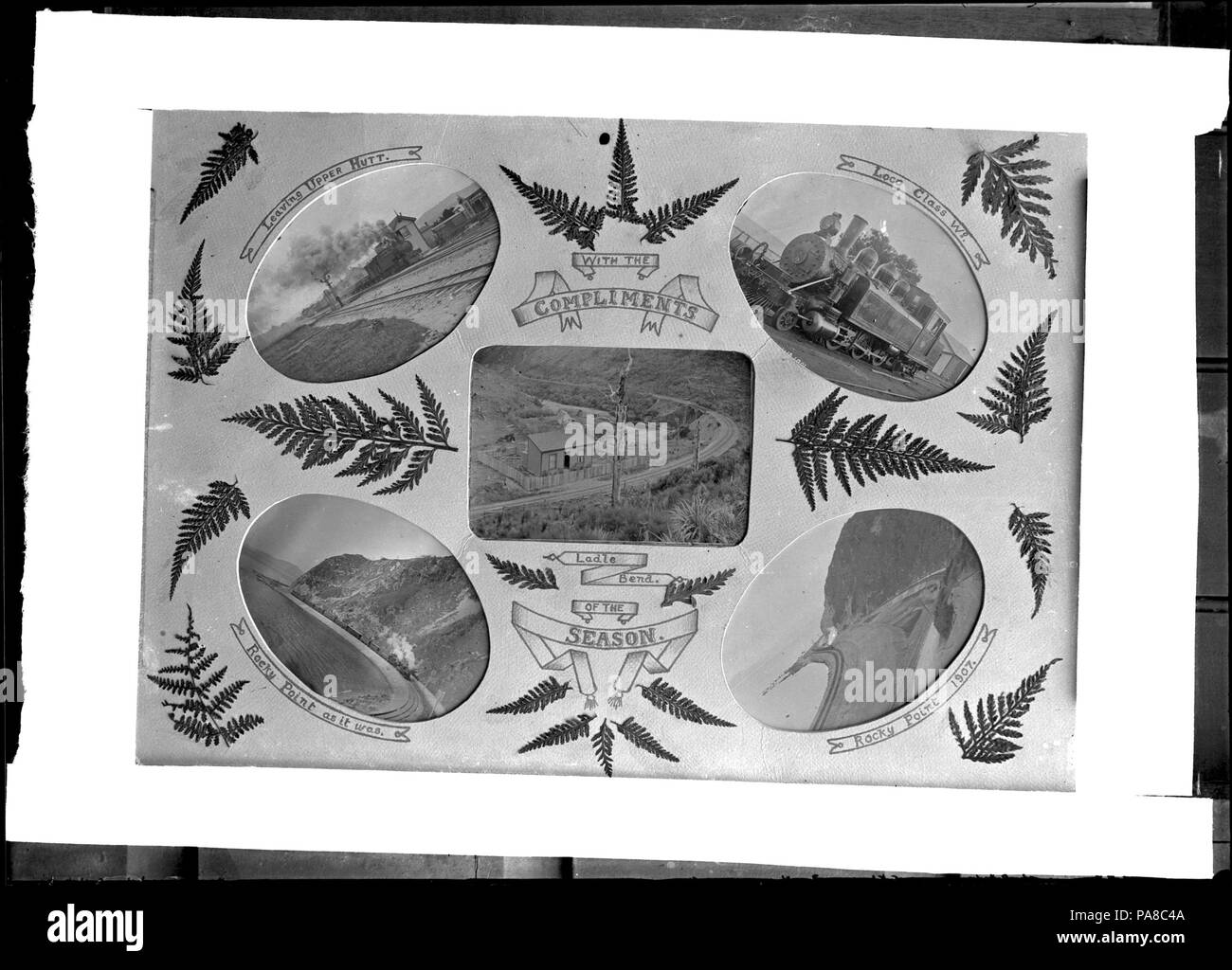 51 Scheda di Natale ideato da una P Godber, servendosi di un montaggio di immagini di interesse ferroviaria. ATLIB 295110 Foto Stock