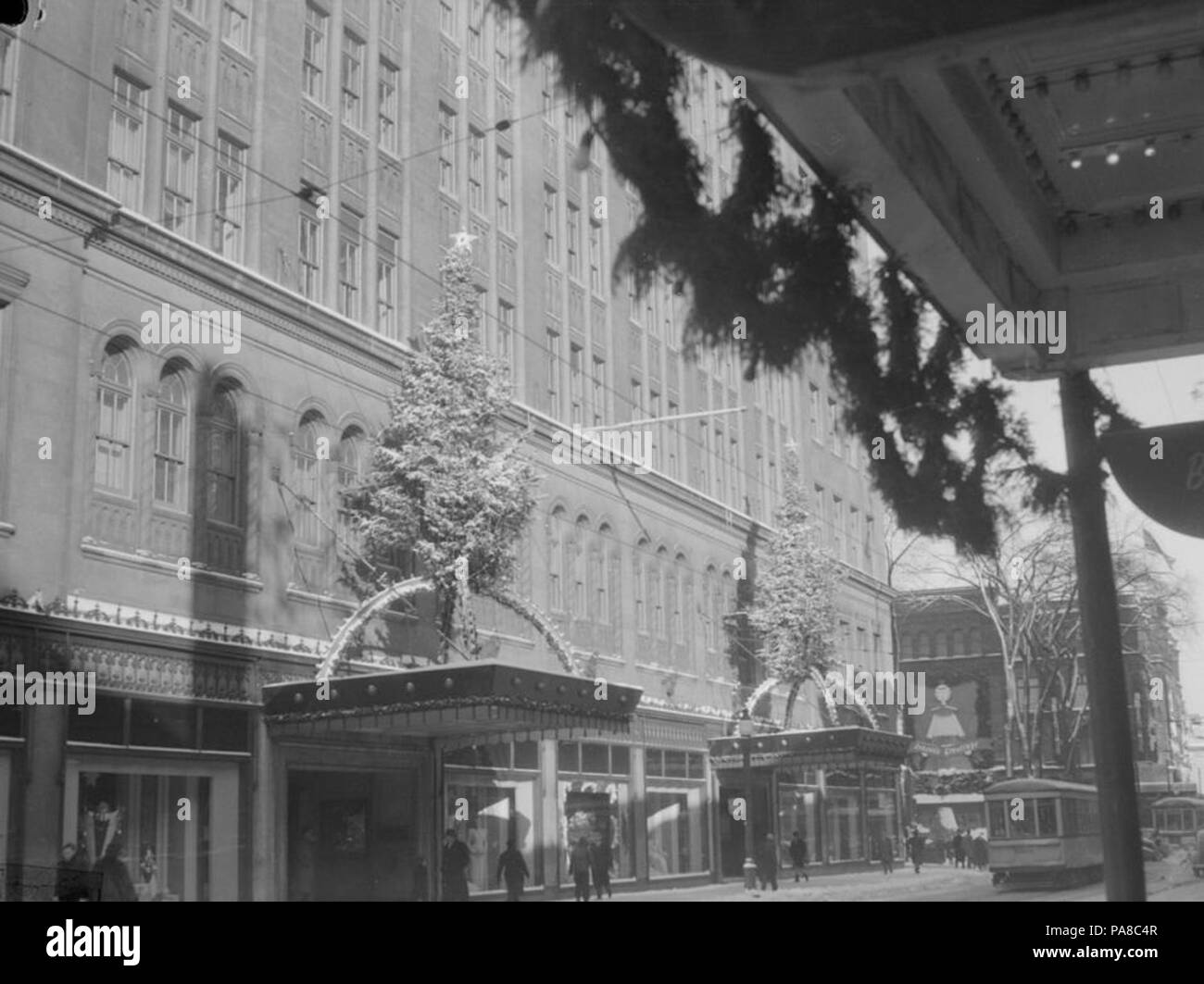 51 Natale. Eaton BAnQ P48S1P12907 Foto Stock