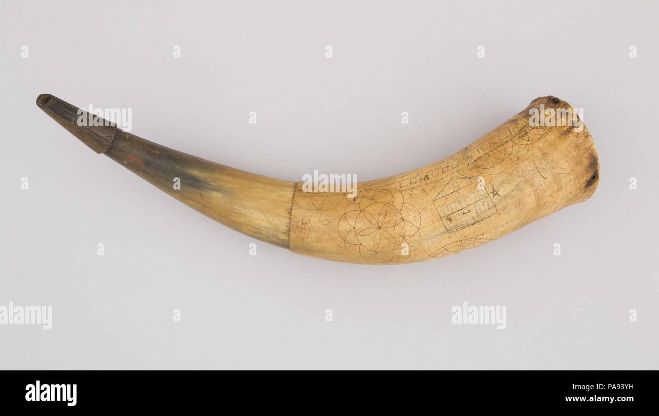 Avvisatore acustico in polvere. Cultura: Colonial American. Dimensioni: L. 14 a. (35,6 cm); Diam. 3 a. (7,6 cm); Wt. 8.8 oz. (249,5 g). Data: ca. 1775. Museo: Metropolitan Museum of Art di New York, Stati Uniti d'America. Foto Stock