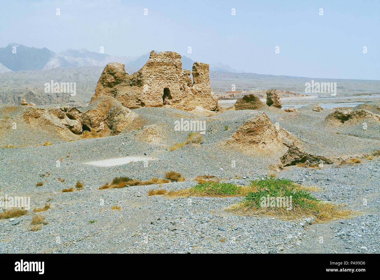 Edifici principali in Subash rovine buddista, antica strada di seta, Kuqa, Xinjiang, Cina Foto Stock