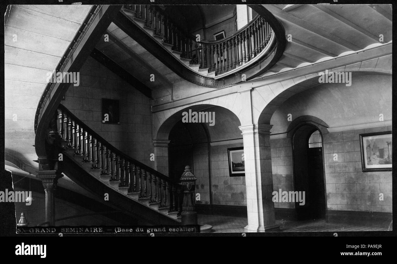 209 Quartier Vieux-Quebec - Grand Seminaire - Base du grand escalier BAnQ P560S1P415 Foto Stock