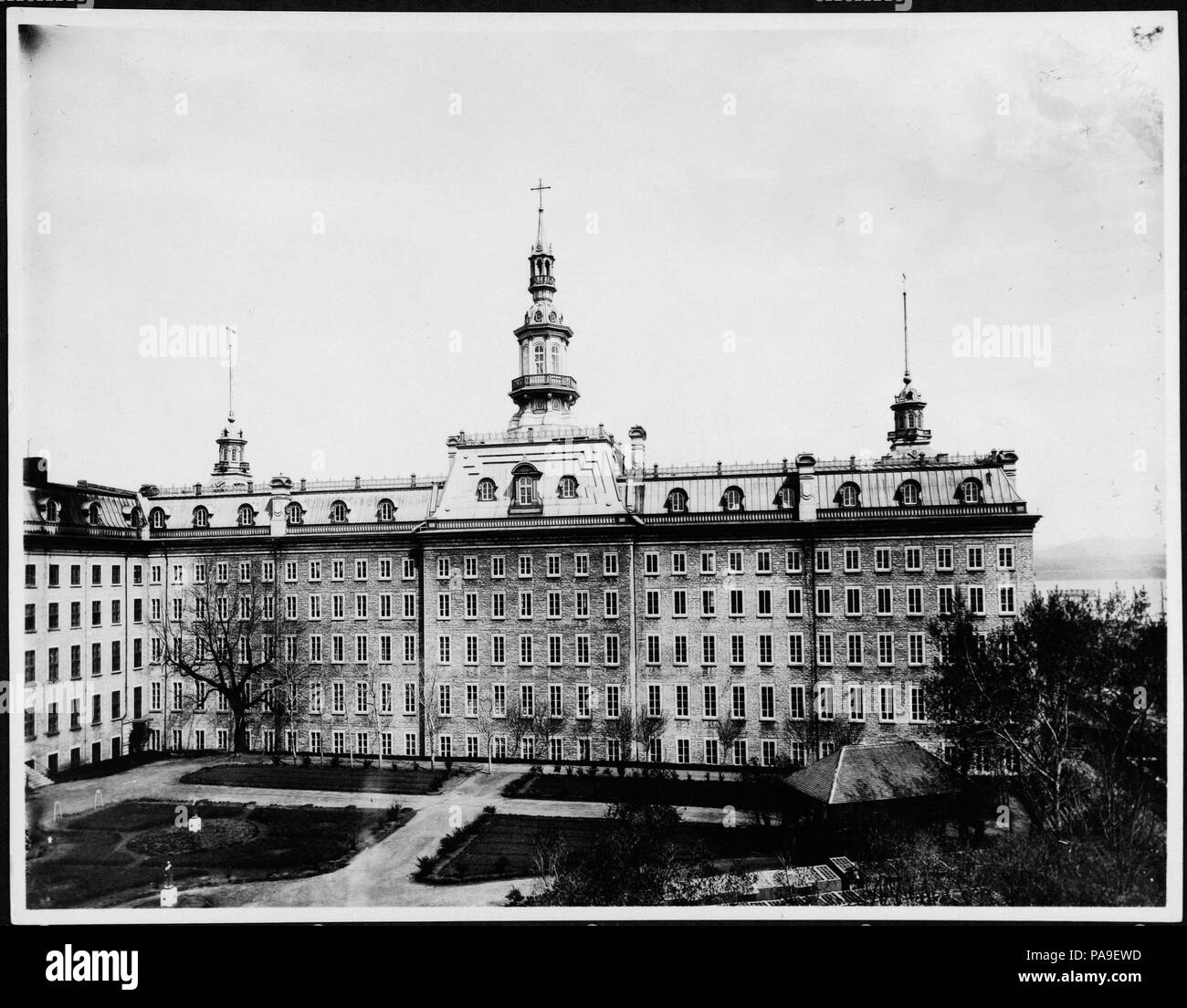 209 Quartier Vieux-Quebec - Universite Laval BAnQ P560S1P578 Foto Stock