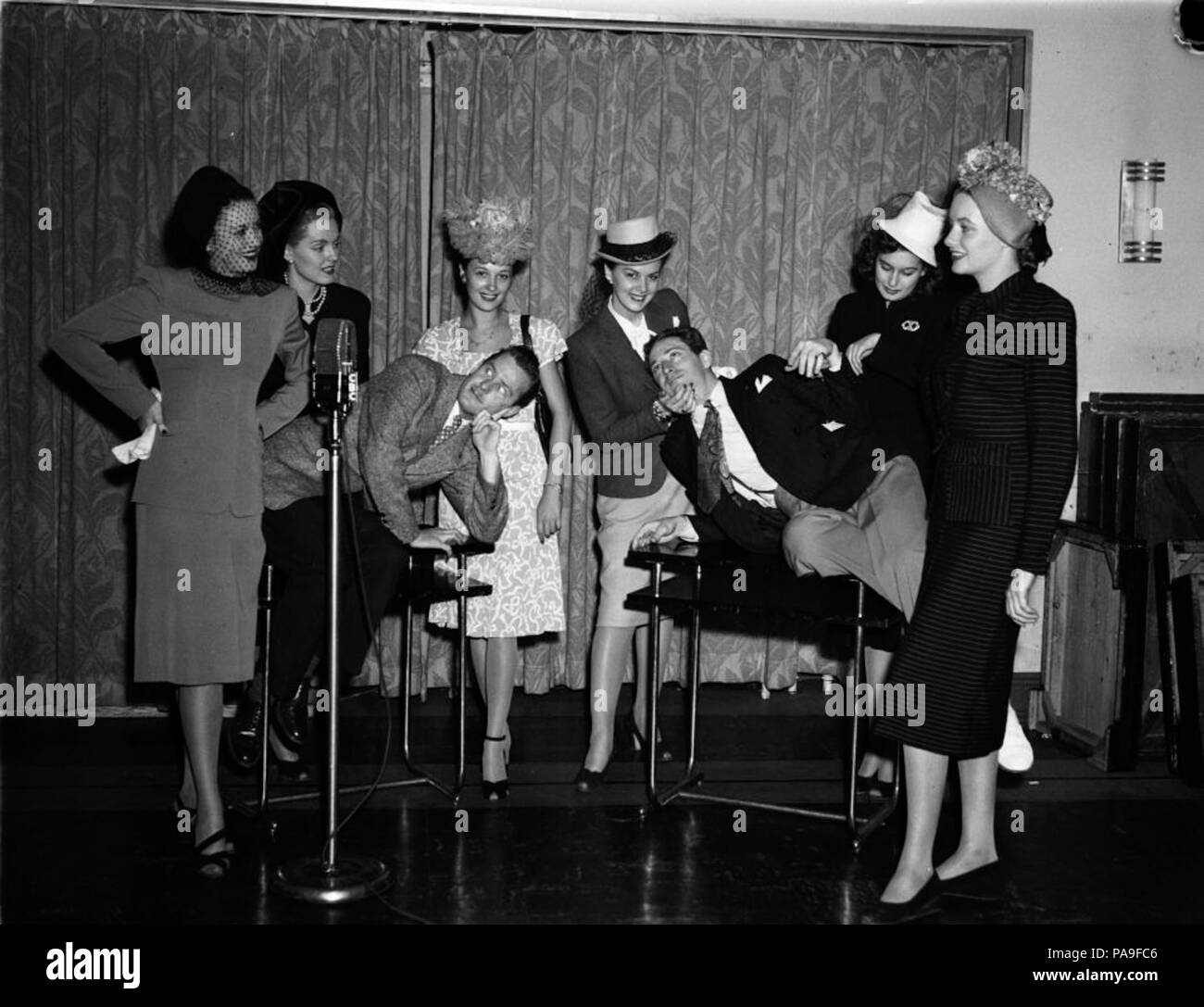 211 Radio. Goldwyn Girls BAnQ P48S1P23291 Foto Stock