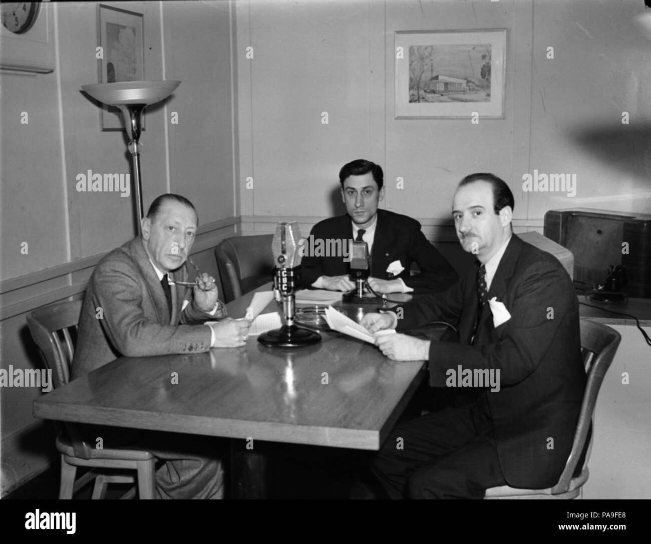 211 Radio. Radio Canada - Igor Stravinsky &AMP; Jean-Marie Beaudet - Roger Baulu BAnQ P48S1P23131 Foto Stock