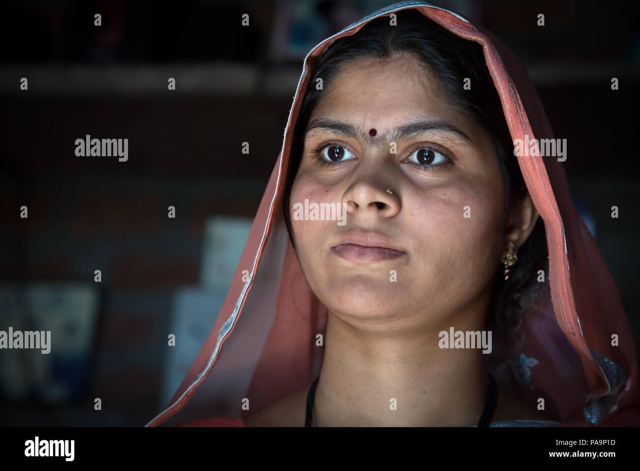 Paziente a Sambhavna Trust clinica di Bhopal , India Foto Stock