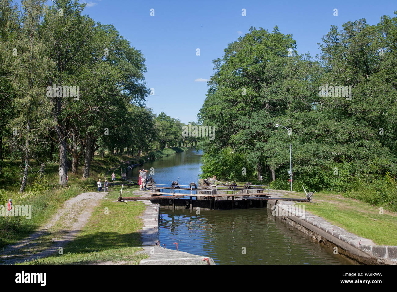 HJÄLMARE CANAL guarda al dock Foto Stock