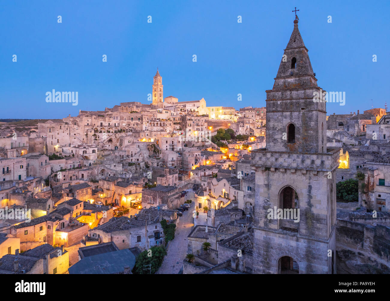 Matera (Basilicata) - Il centro storico della meravigliosa città di pietra del sud Italia, una attrazione turistica per il famoso 'assi' old town. Foto Stock