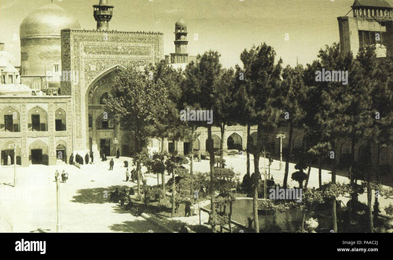 182 nuovo cortile, Imam Reza santuario - 1967 Foto Stock