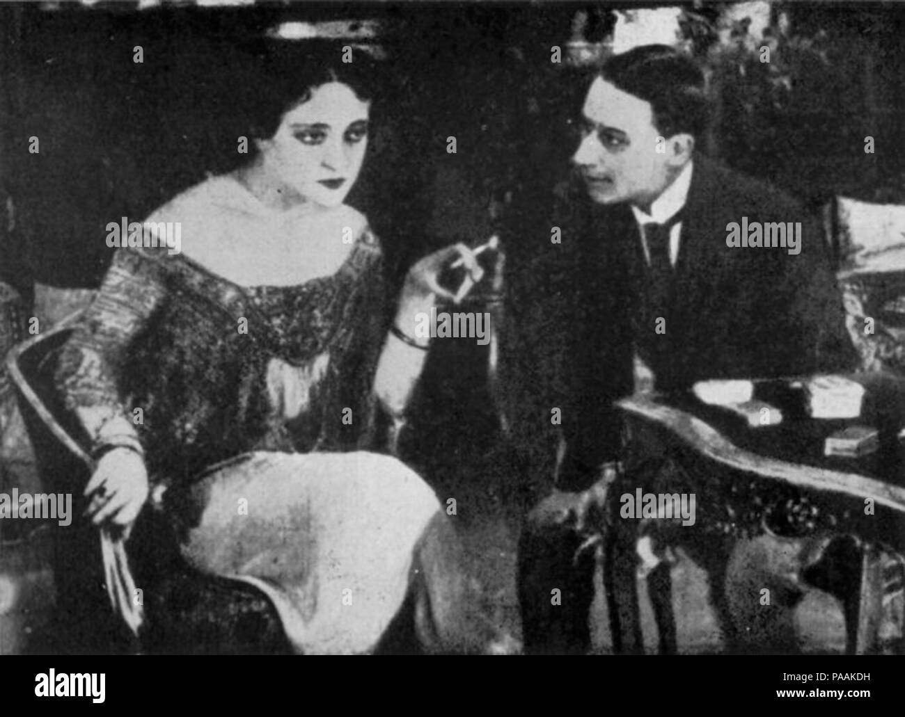 213 Rapsodiasatanica fotodiscena Foto Stock