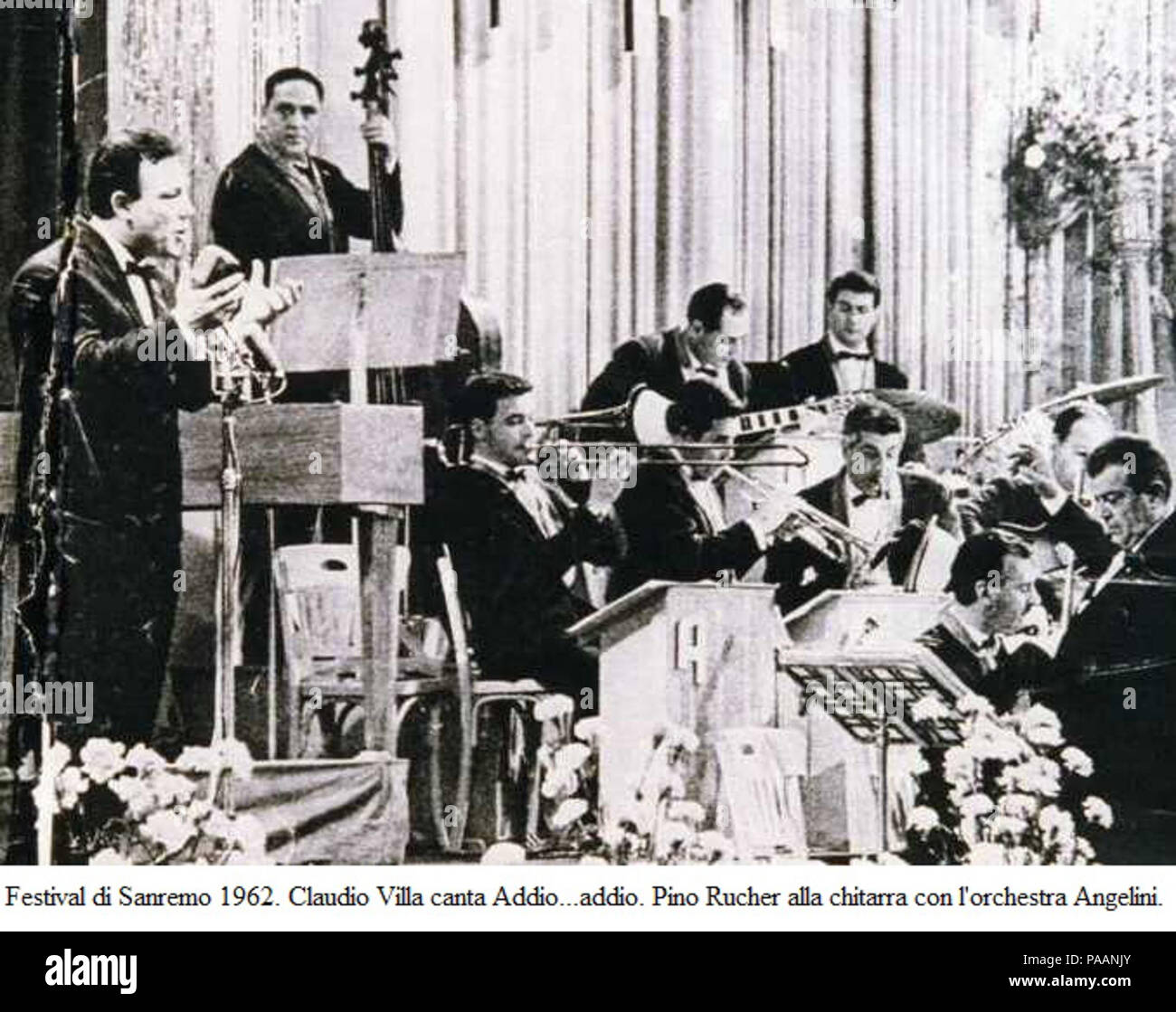 227 Sanremo 1962 - Claudio Villa canta Addio...addio Foto Stock