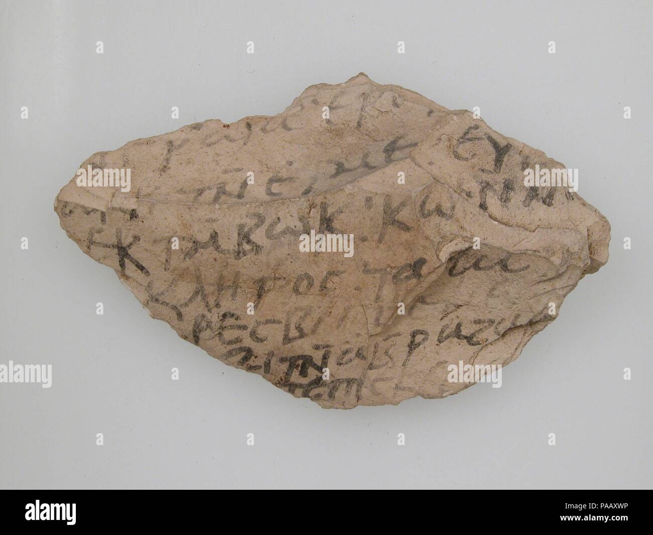 Ostrakon. Cultura: copto. Dimensioni: 3 3/4 x 2 1/2 in. (9,5 x 6,3 cm). Data: 7. secolo. Museo: Metropolitan Museum of Art di New York, Stati Uniti d'America. Foto Stock