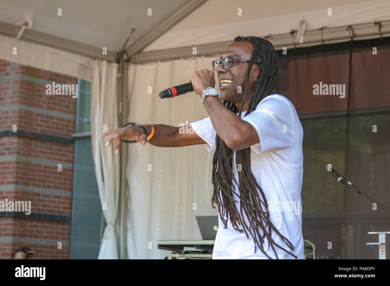 BUSY BEE HOSTING EPMD CONCERTO PRESSO NJ PAC Luglio 19,2018 Foto Stock