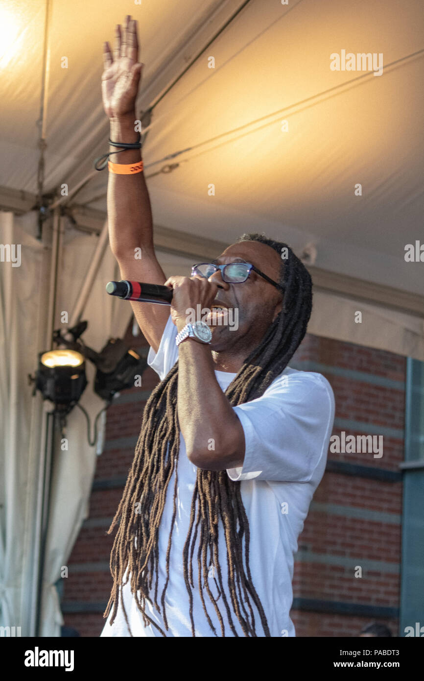 BUSY BEE HOSTING EPMD CONCERTO PRESSO NJ PAC Luglio 19,2018 Foto Stock